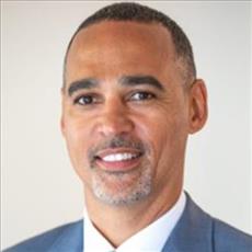 david-thomas_941c80b8e3a84fedb2ff14a899c9bcaa-headshot